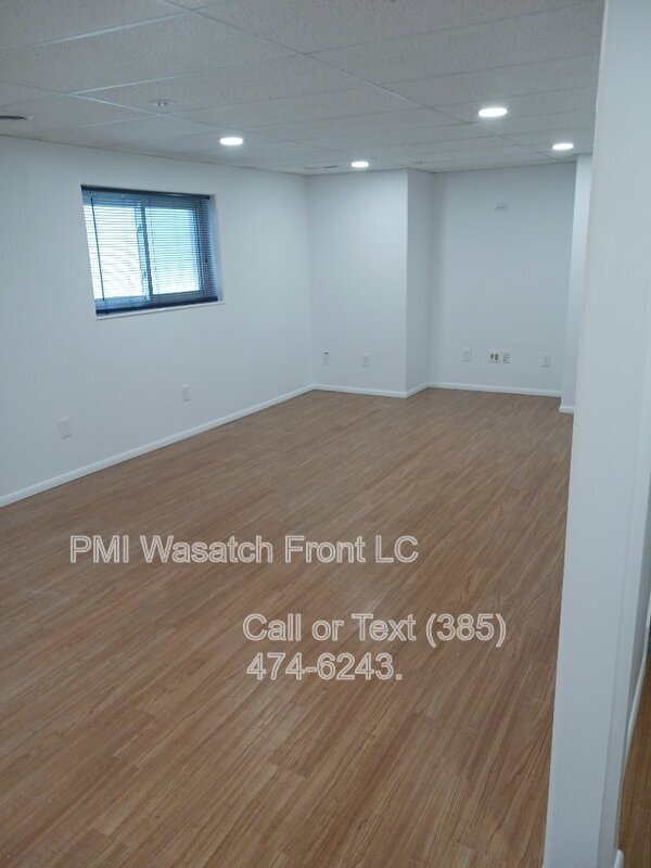 Foto del edificio - 3964 Kilt St