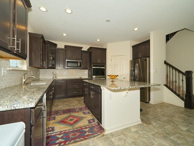 Building Photo - 8255 Carnegie Ln