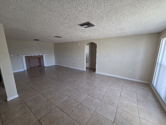 Building Photo - 7205 Rockwood Dr