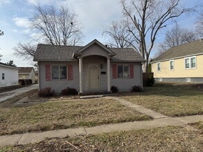 Building Photo - 417 S State St