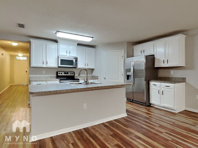 Foto del edificio - 11892 Carson Lake Dr W