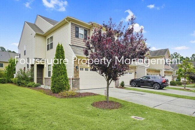 Building Photo - End Unit Town Home | Open Floor plan | Har...