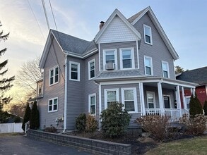 Building Photo - 134 Highland St