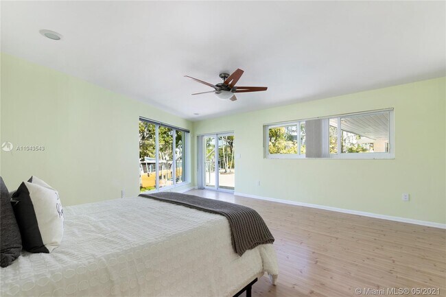 Building Photo - 13060 Lerida St