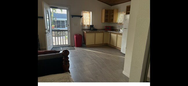 Foto del edificio - 8115 Jozee Cir