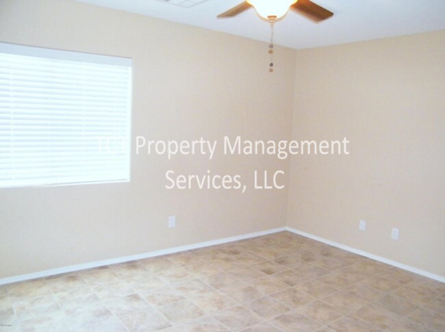 Building Photo - 3Bed/2 Bath Cul-de-sac home in Windmill Village