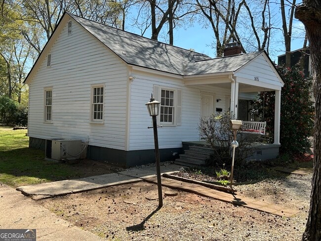 Foto del edificio - 1875 S Lumpkin St