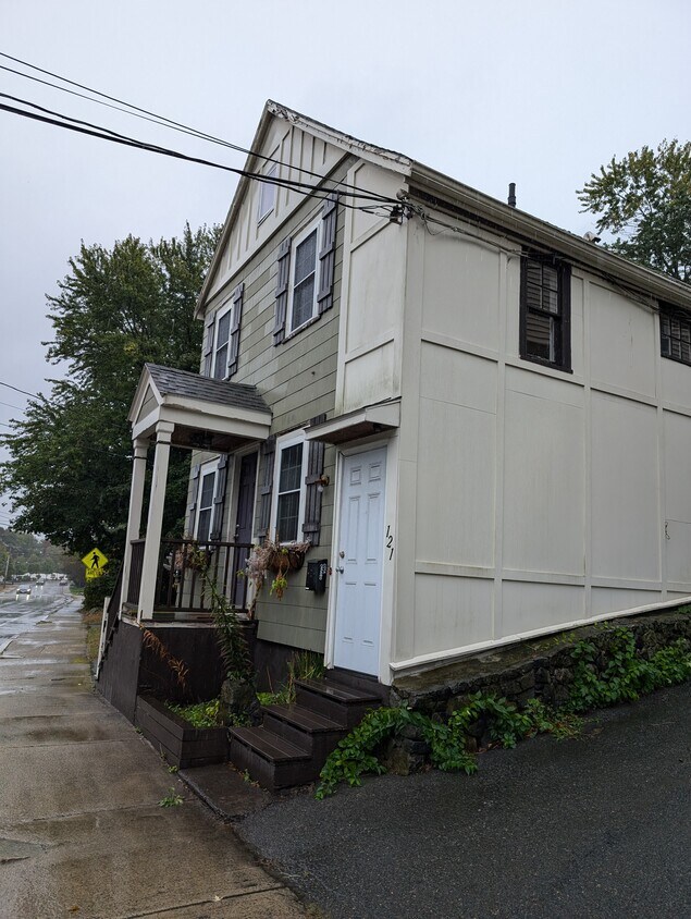 Foto principal - 121 Franklin St
