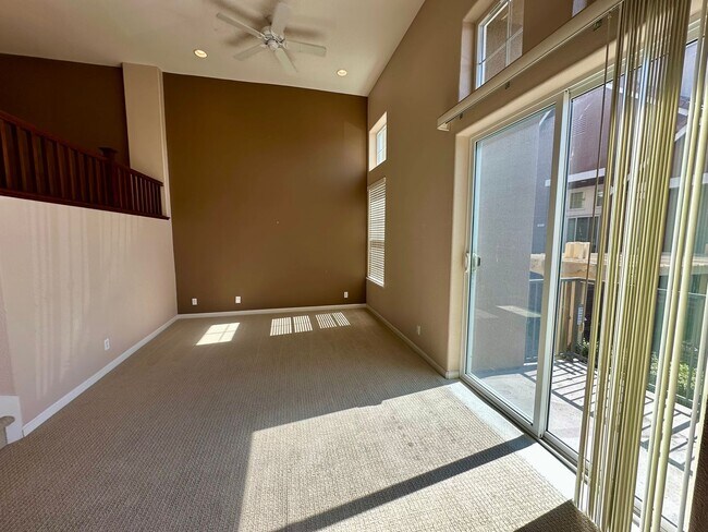 Foto del edificio - Luxurious 3 Bedroom 2.5 Bath in Union City!
