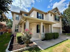 Building Photo - 9301 Castle Pines Dr