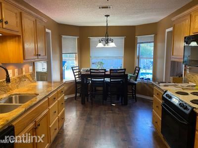 Building Photo - 3 br, 2 bath House - 15030 Barbara Dr