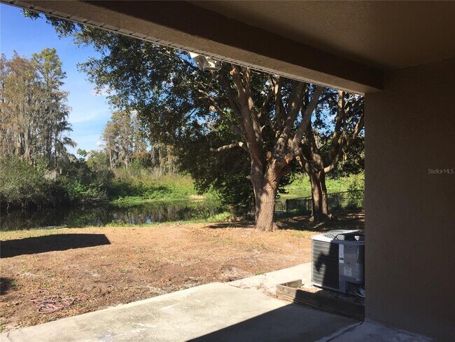 Foto del edificio - 4309 Longshore Dr