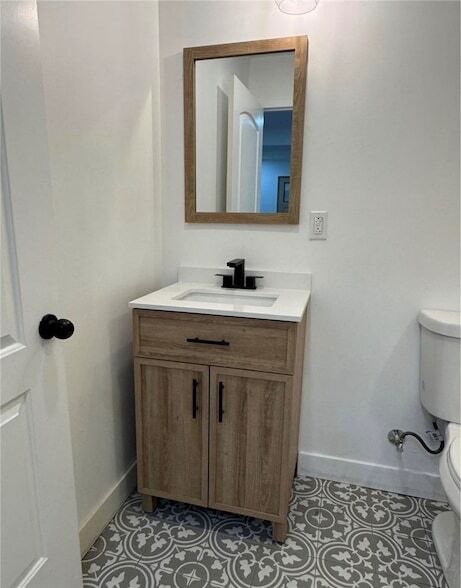 Foto del edificio - 2566 Broadway