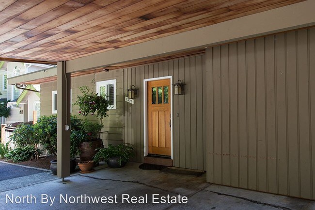 Building Photo - 1454 West Lake Sammamish Pkwy NE