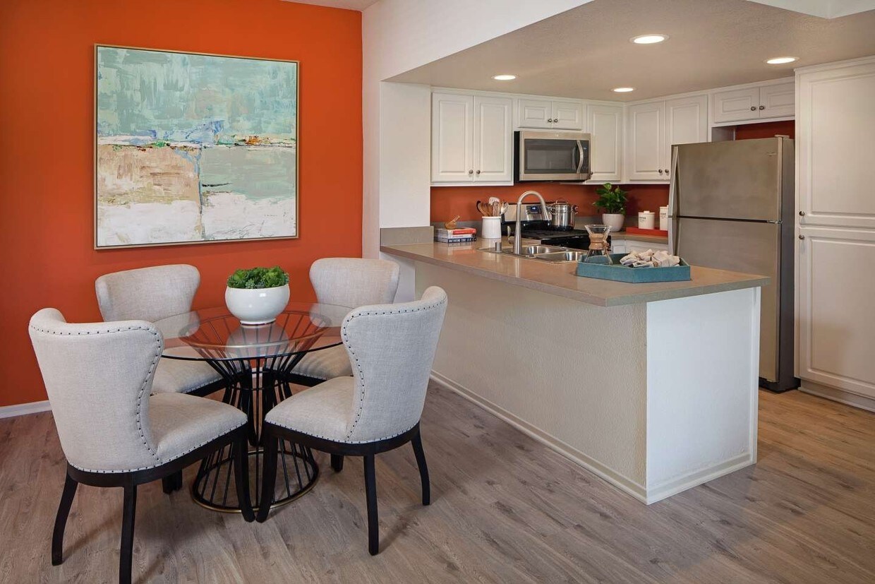 Foto del edificio - 23511 Aliso Creek Rd