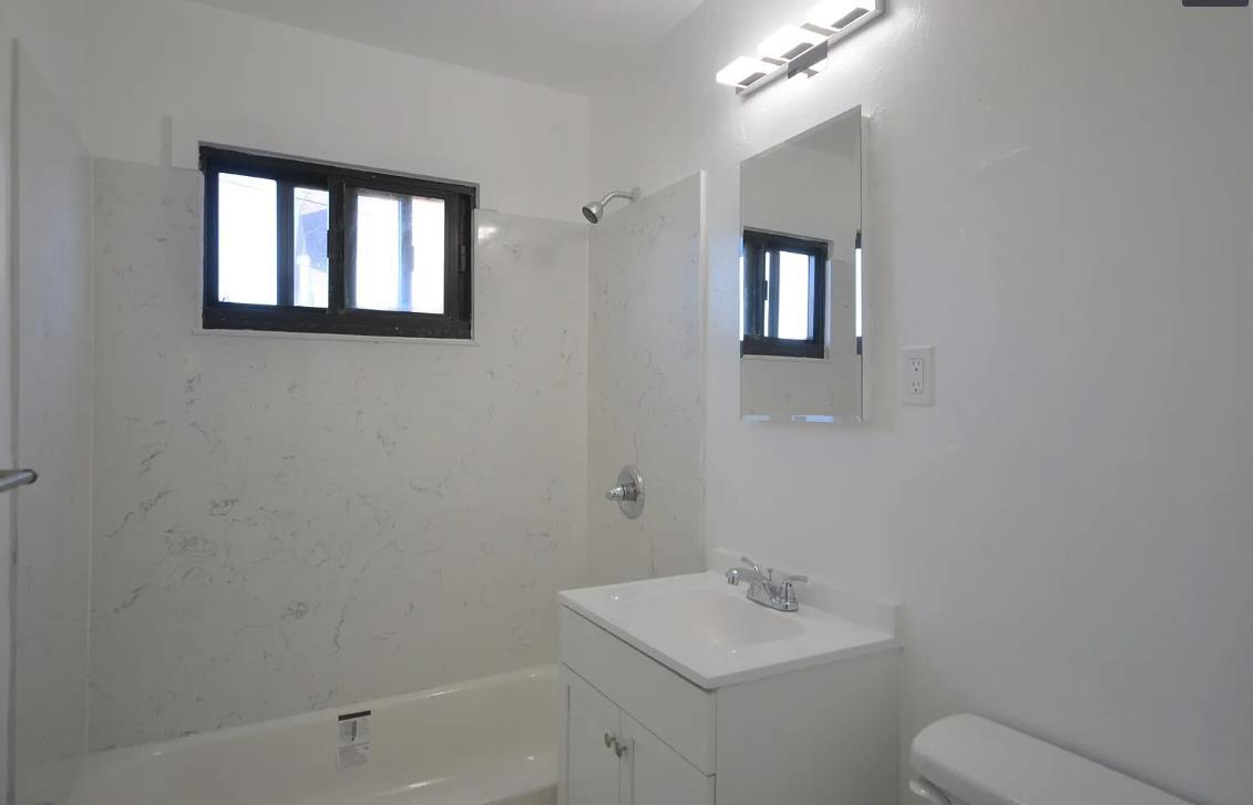 Foto principal - 720 1st Ave