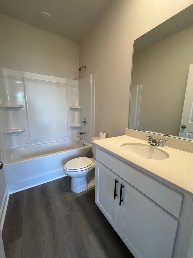 Foto del edificio - Beautiful Brand-New Home Wescott Plantation~