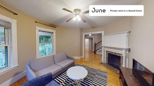 Building Photo - Room in Shared 6 bed/2 bath home