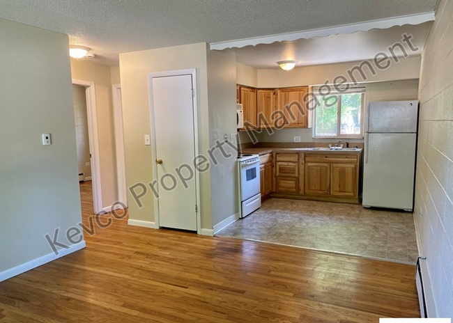 Building Photo - 419 Laporte Ave