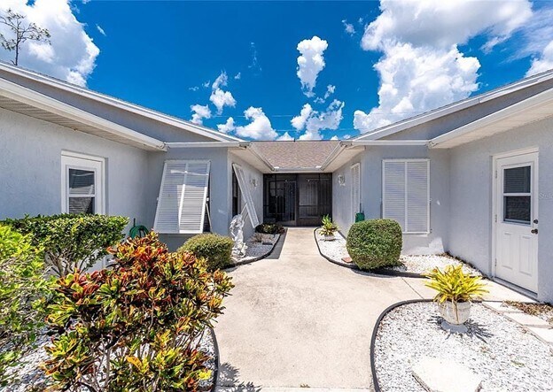 Foto del edificio - 26186 Northern Cross Rd