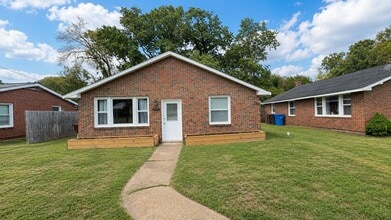 Building Photo - 1308 Elder Ave