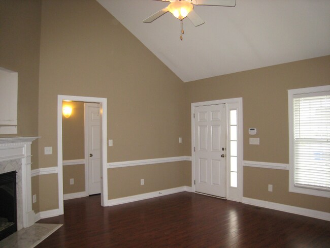 Foto del edificio - 1009 Sebring Dr