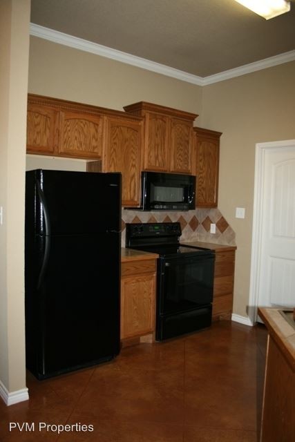 Foto del edificio - 3121 Breton St