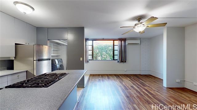 Building Photo - 2050 Nuuanu Ave
