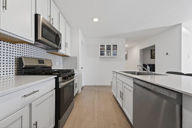 Foto del edificio - 16703 Rolling Pasture Ln