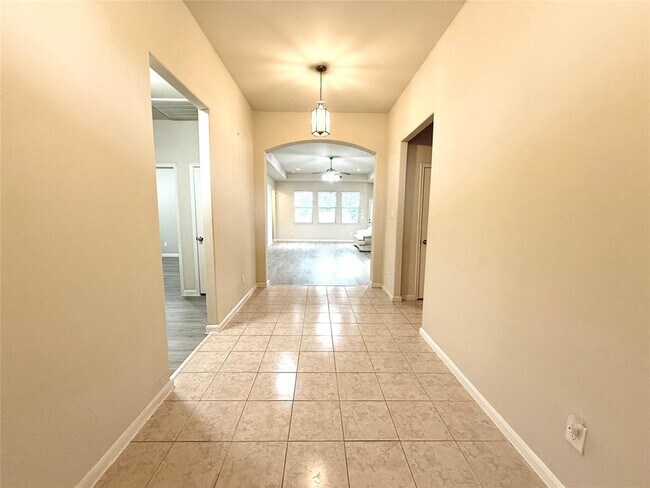 Foto del edificio - 12519 Colony Hill Ln