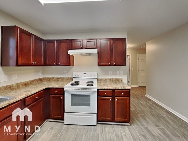 Foto del edificio - 5581 Ricky Ln