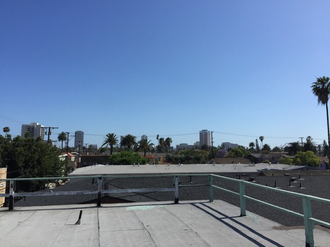 VIEW FROM ACCESSIBLE ROOF TOP - 1044 Cedar Ave