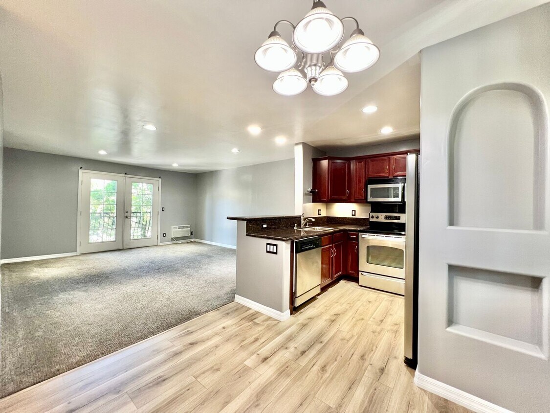Primary Photo - Beautiful 1Bd/1Ba down the street from SDSU!