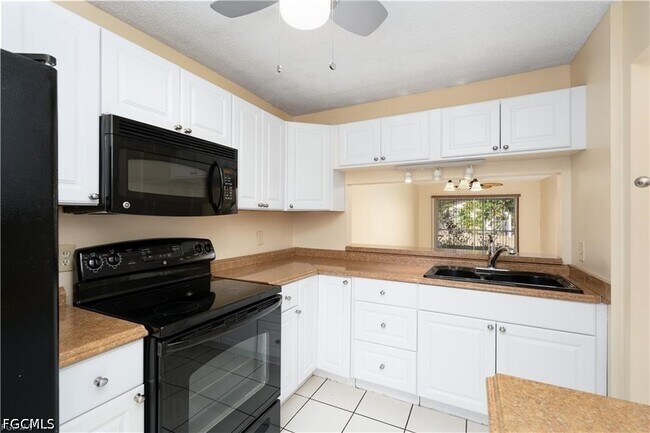 Foto del edificio - 4608 SE 4th Pl