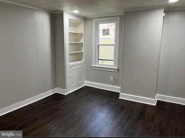 Foto del edificio - 14 E 2nd St