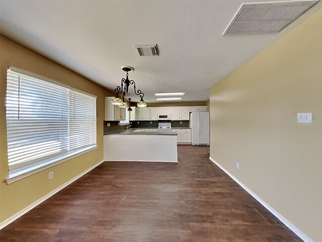 Building Photo - 149 Bristol Bend Ln