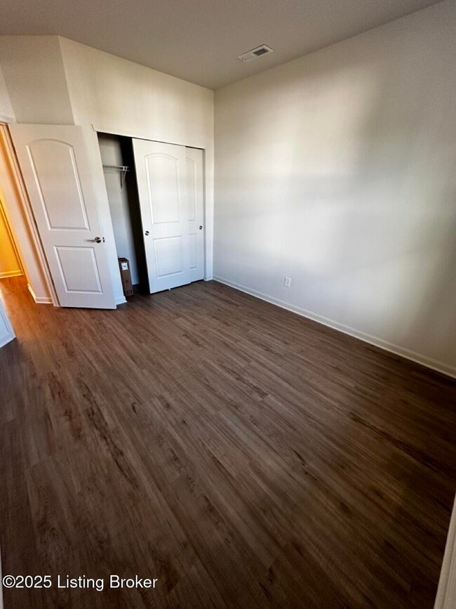 Building Photo - 4638 Golden Eagle Dr