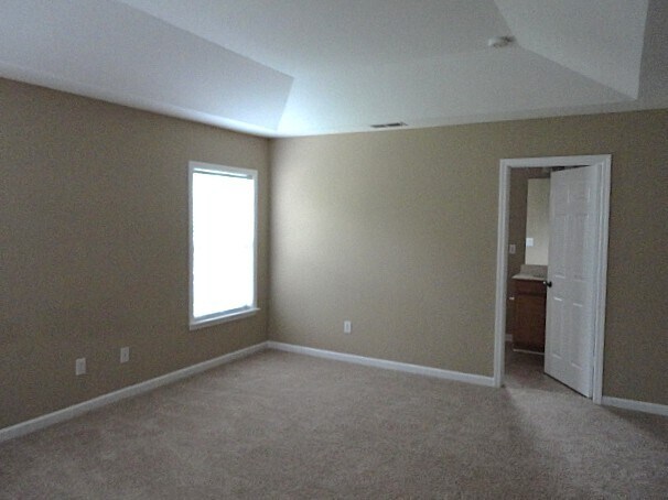 Foto del edificio - 1041 Kings Mountain Ln