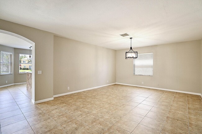 Foto del edificio - 122 Kensington Way