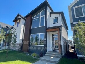 Building Photo - 5277 Edgemont Blvd NW