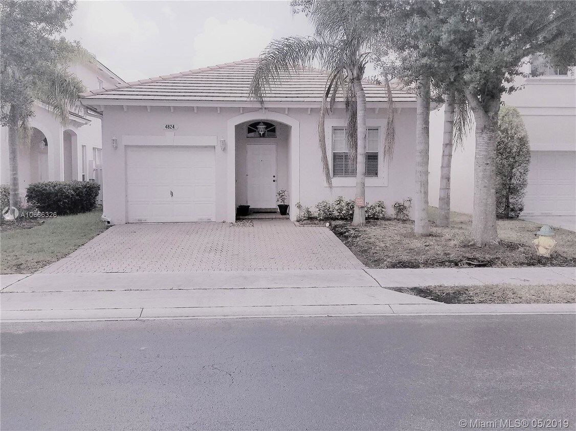 4824 NW 20th Pl, Coconut Creek, FL 33063 House Rental in Coconut