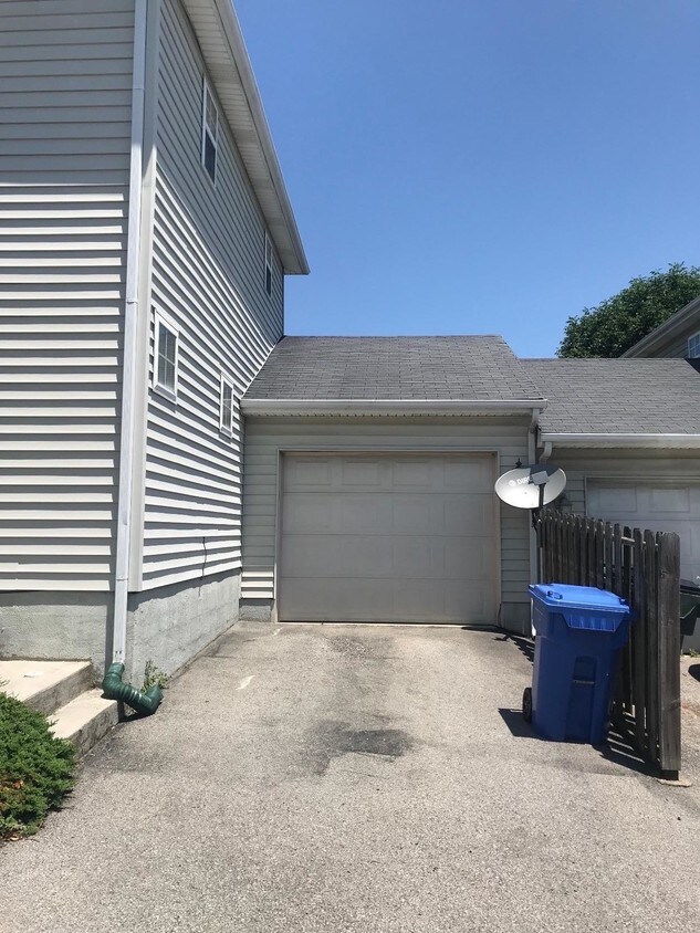 Foto del edificio - 2150 Fortune Hill Ln