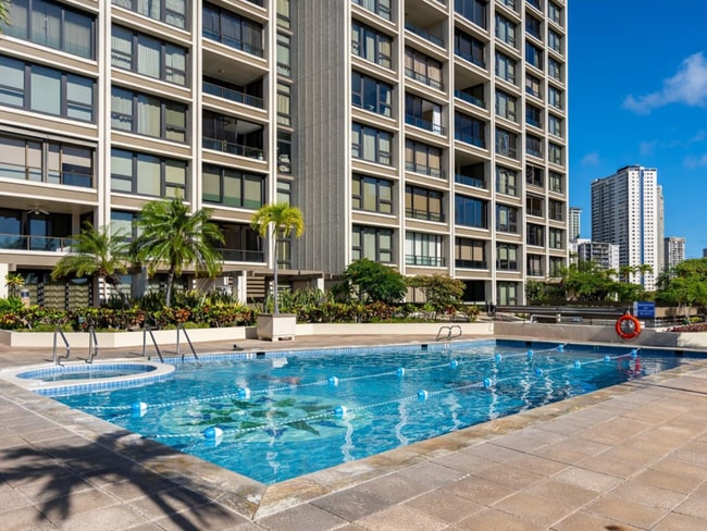 Building Photo - 1650 Ala Moana Blvd