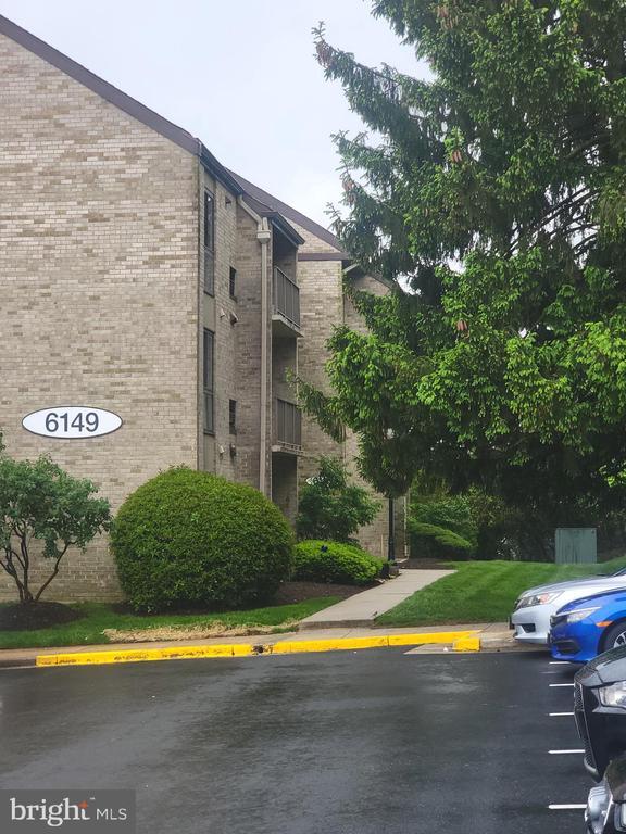 Foto del edificio - 6149 Edsall Rd