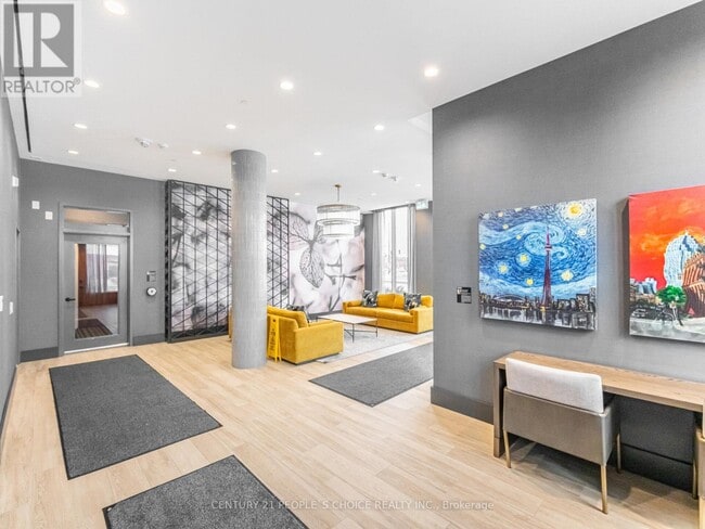 Building Photo - 10 Lagerfeld Dr