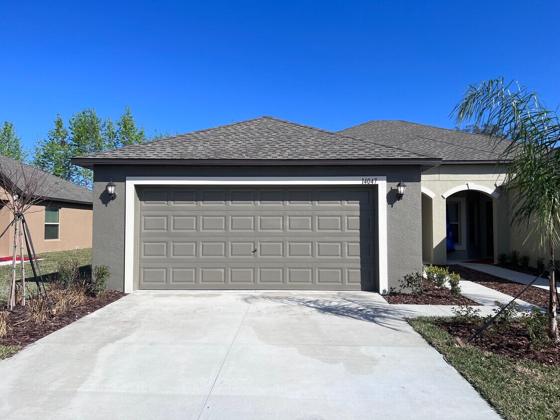 14047 Weddington Ter, Hudson, FL 34669 Townhome Rentals in Hudson FL