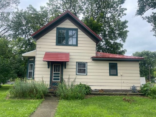 Building Photo - 250 Douglas Ave E