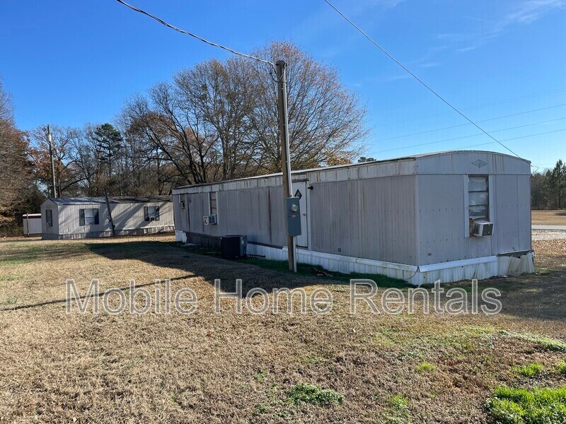 Primary Photo - 301 True Temper Rd