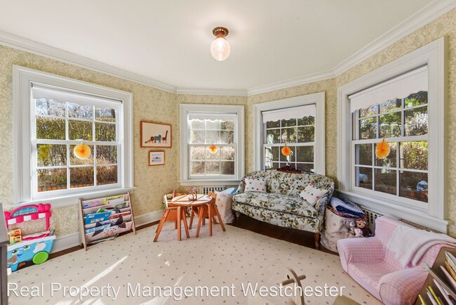 Building Photo - 4 br, 3 bath House - 136 Clinton Avenue