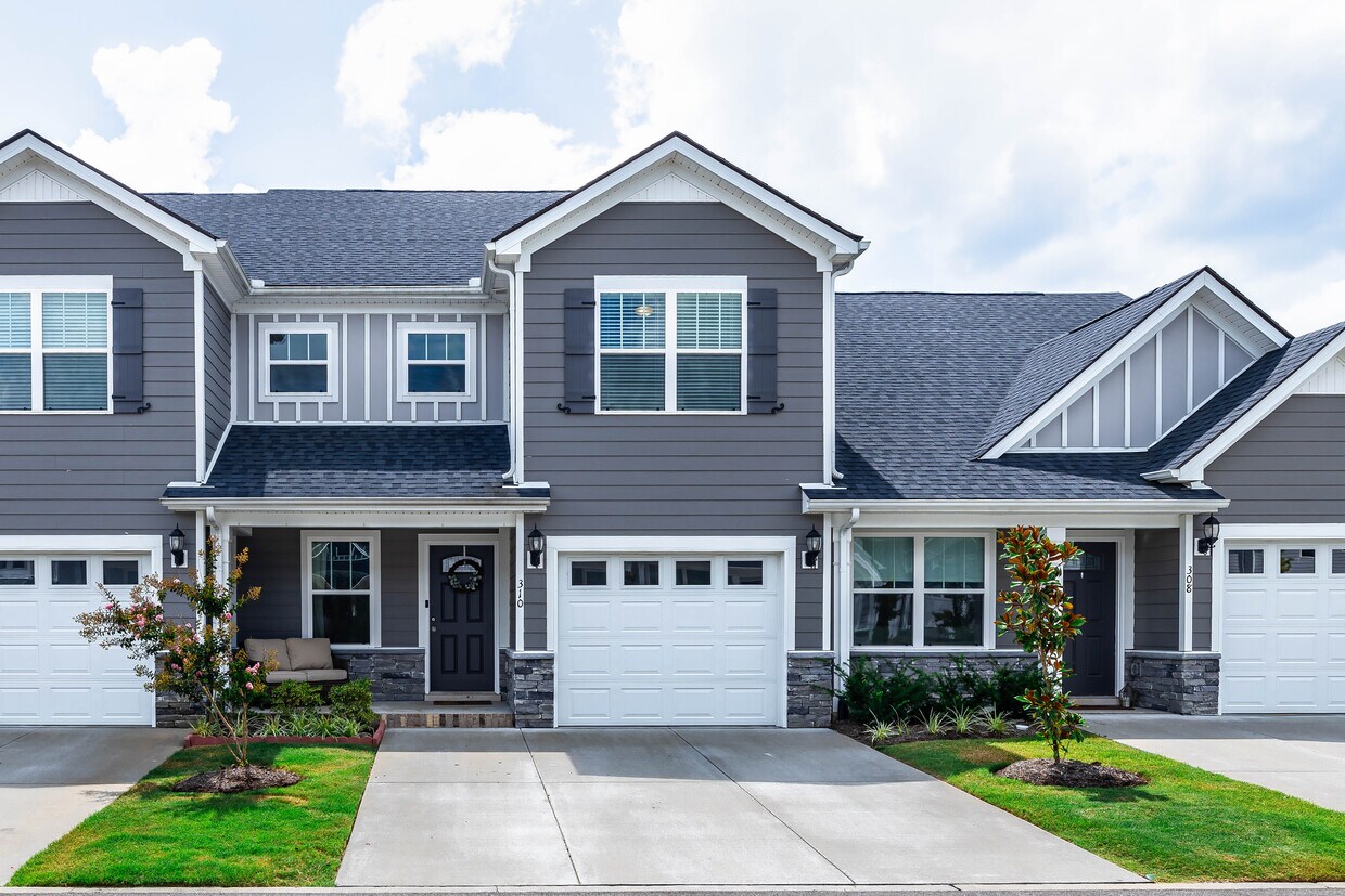Foto principal - 310 Mattie Ln